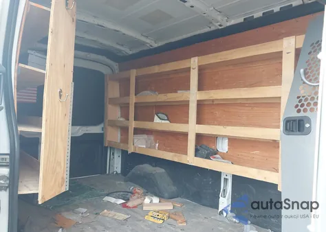 2016 Ford Transit-250 z USA, uszkodzony, nr VIN 1FTYR2CV7GKB50195